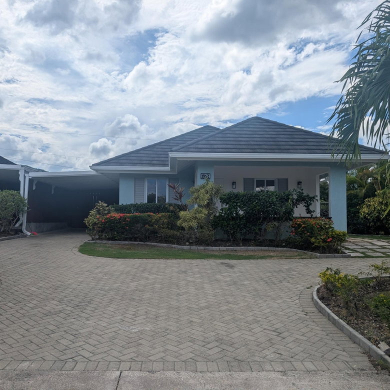 First image of Breadfruit Avenue in Richmond, St. Ann, Jamaica - property is For Rent