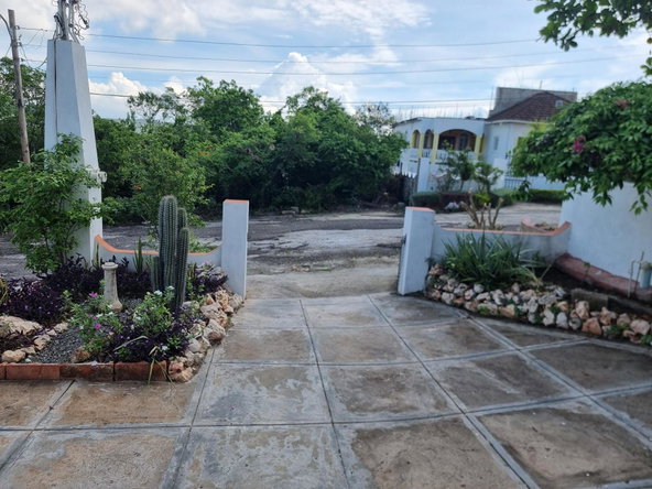 Third image of 269 Upper Fort, Hellshire St. in HELLSHIRE HILLS, St. Catherine, Jamaica - property is For Rent