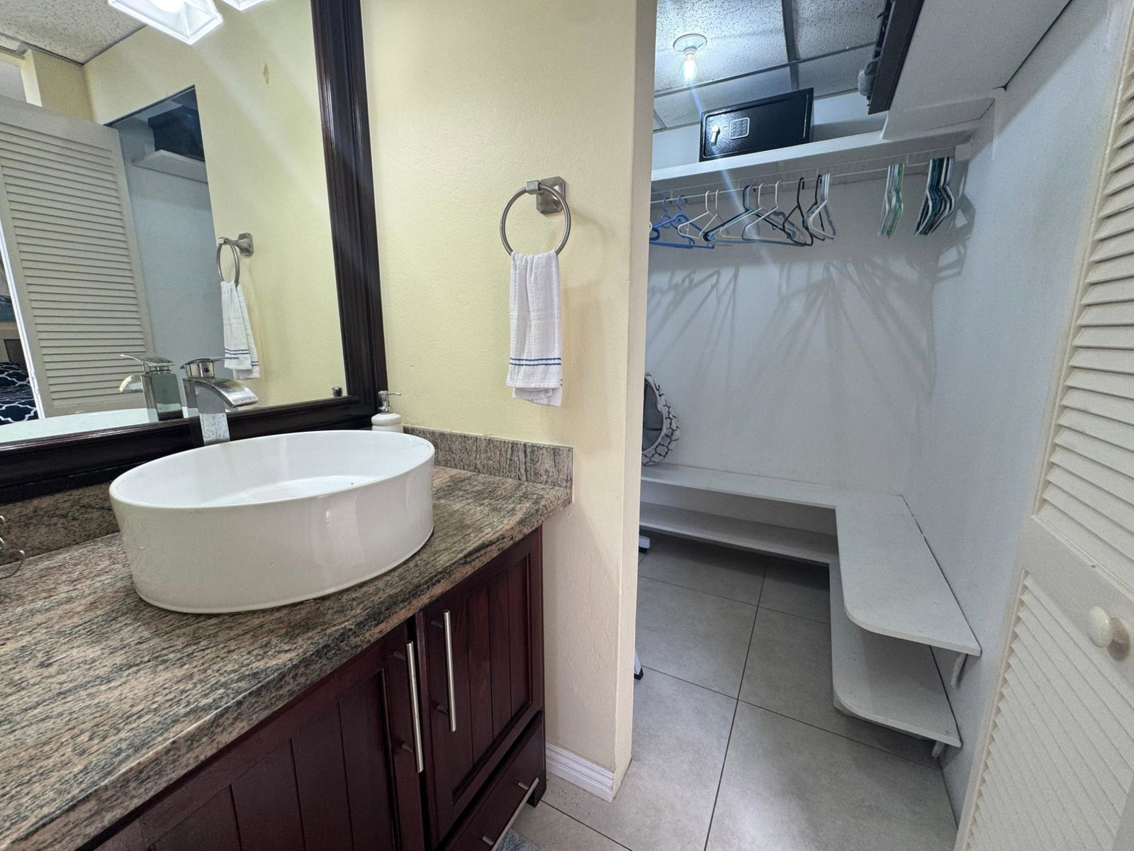 Turn-Key-2-Bed-Apartment-for-Rent-in-New-Kingston-St.-Andrew-Jamaica Eighteenth image of 18-3 Renfrew Road in Kingston 5, St. Andrew, Jamaica - property is For Rent