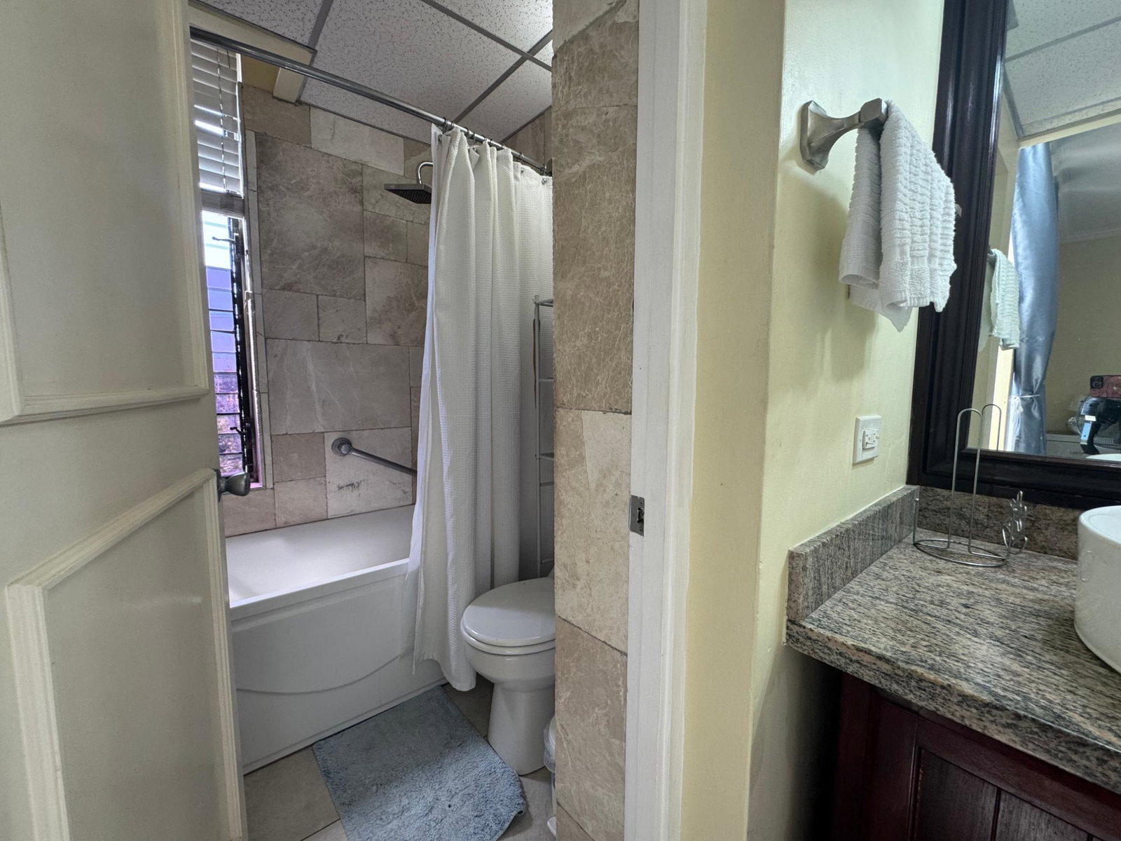 Turn-Key-2-Bed-Apartment-for-Rent-in-New-Kingston-St.-Andrew-Jamaica Nineteenth image of 18-3 Renfrew Road in Kingston 5, St. Andrew, Jamaica - property is For Rent