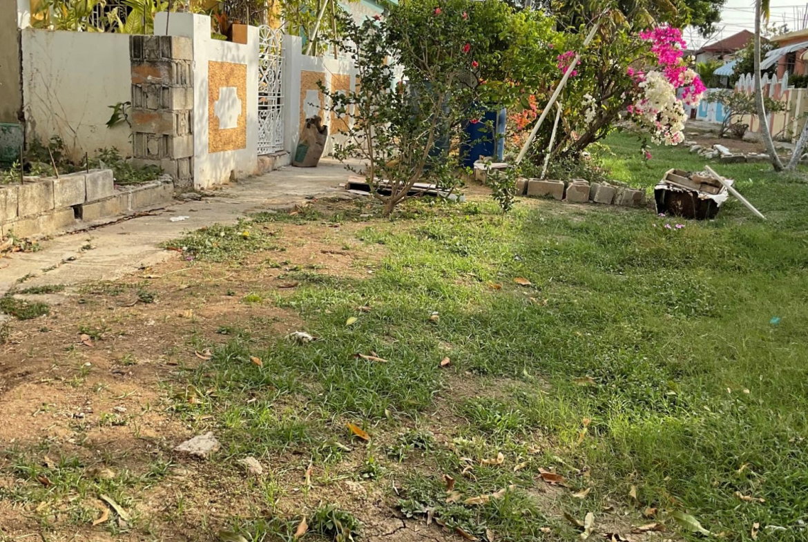 Thirtieth image of 440 se 48w 2 East Greater Portmore in Greater Portmore, St. Catherine, Jamaica - property is For Sale