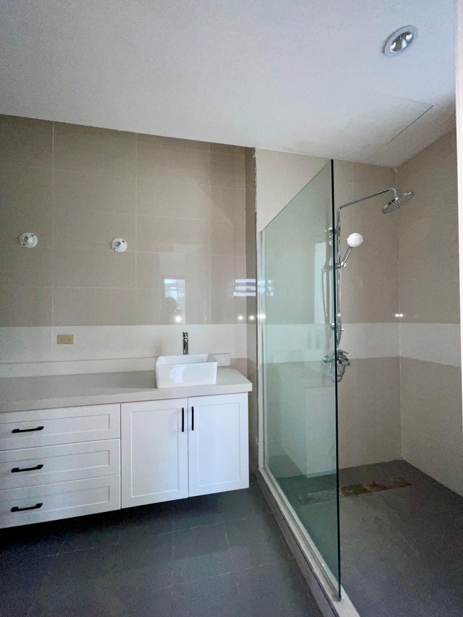 Thirteenth image of 202-39 Wellington Drive in Kingston 6, St. Andrew, Jamaica - property is For Sale