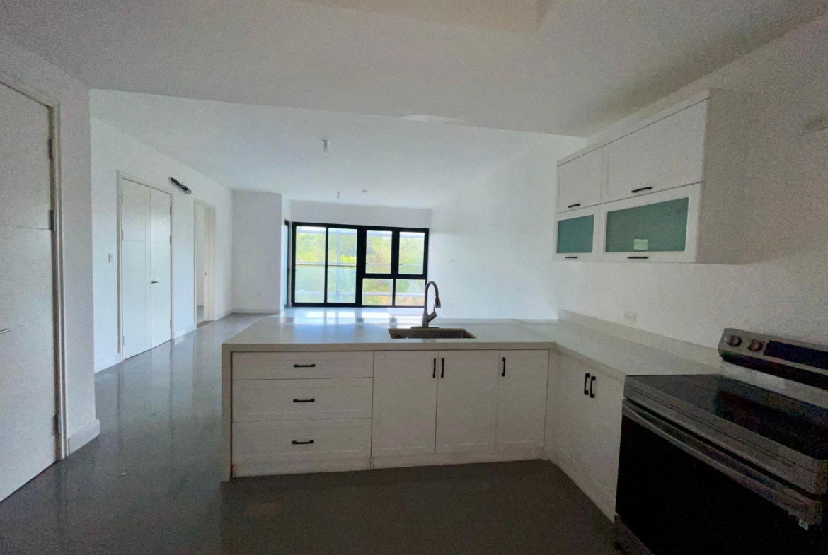 Ninth image of 202-39 Wellington Drive in Kingston 6, St. Andrew, Jamaica - property is For Sale