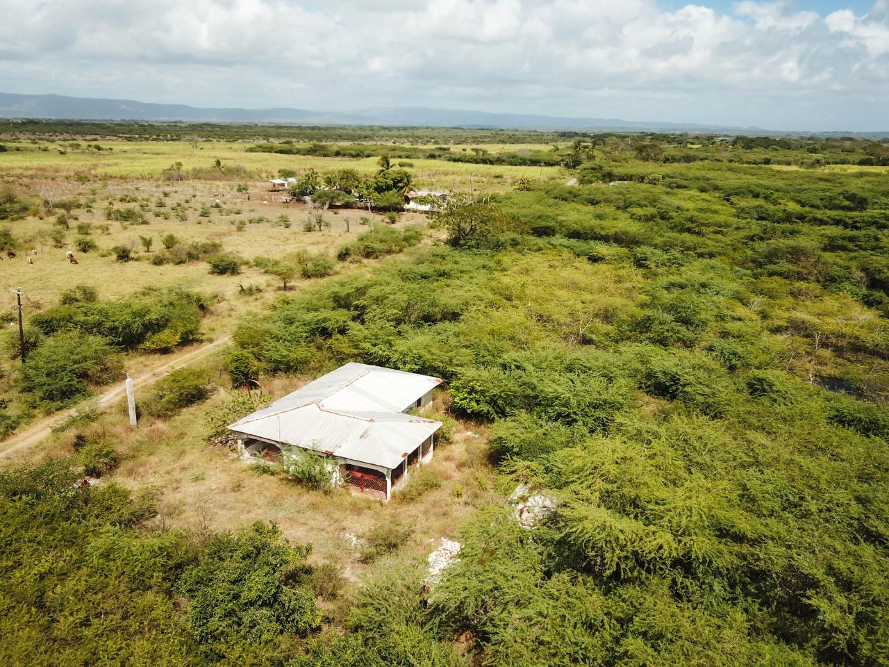 Sixth image of Fort Simonds,vernam Field in Milk River, Clarendon, Jamaica - property is For Sale