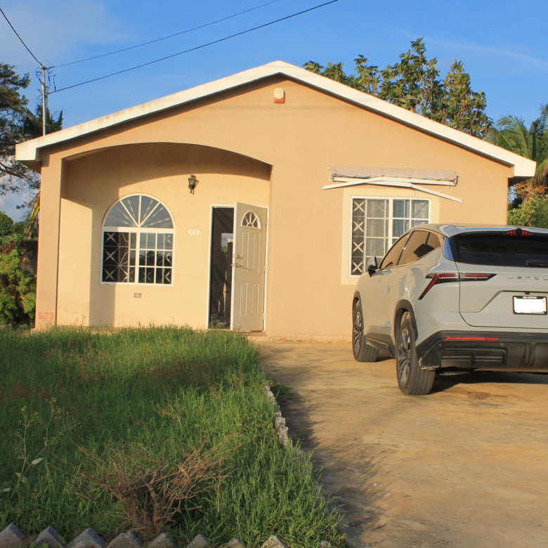 First image of 523 Starfish Crescent in Phoenix Park, St. Catherine, Jamaica - property is For Sale
