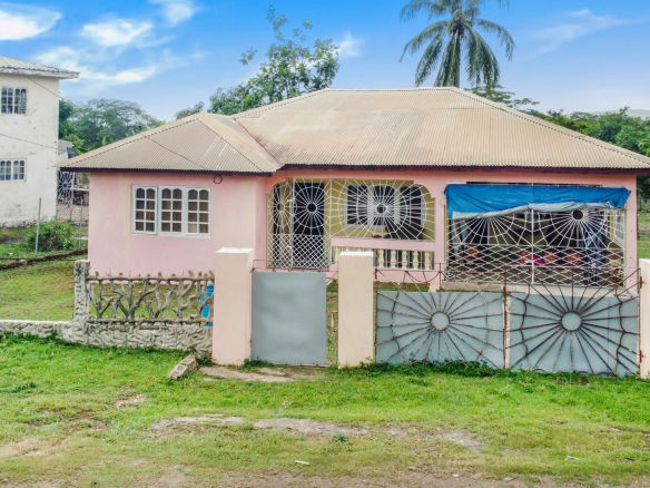 First image of 27a Chateau in Chateau, Clarendon, Jamaica - property is For Sale