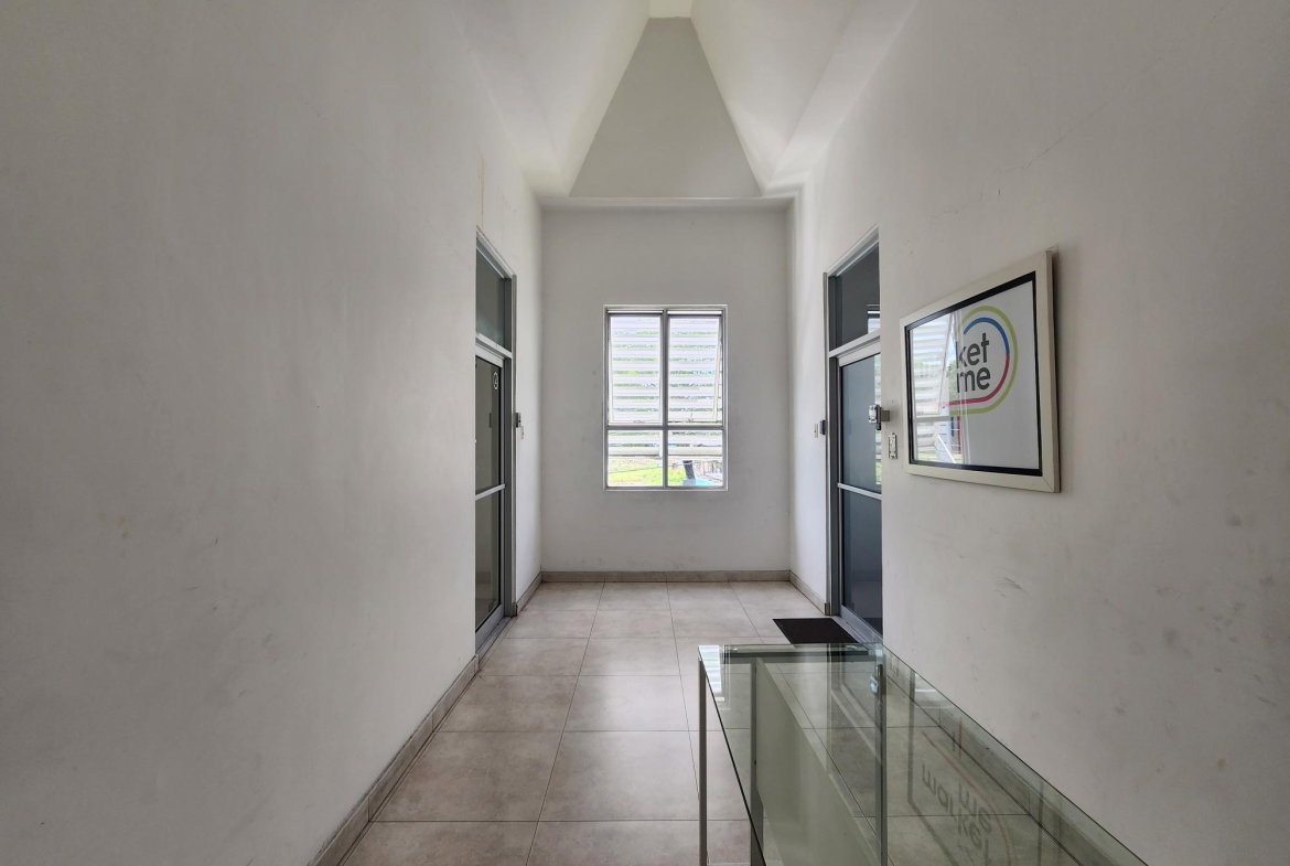 Third image of 13 West Kings House rd in Kingston 10, St. Andrew, Jamaica - property is For Rent