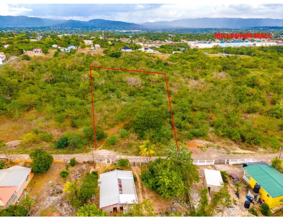 First image of 8 Coates Pen in May Pen, Clarendon, Jamaica - property is For Sale