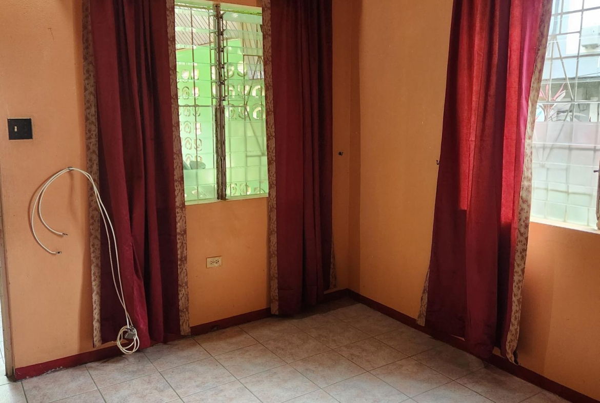 First image of 4 Doyle Close in Kingston 19, St. Andrew, Jamaica - property is For Rent