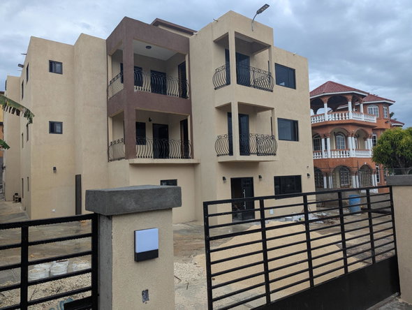 Thirtieth image of 2a-604 Westgate Walk in Westgate Hills, St. James, Jamaica - property is For Rent
