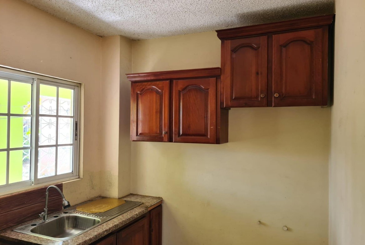 Fifth image of 1-2 Laura Crescent in Spanish Town, St. Catherine, Jamaica - property is For Rent