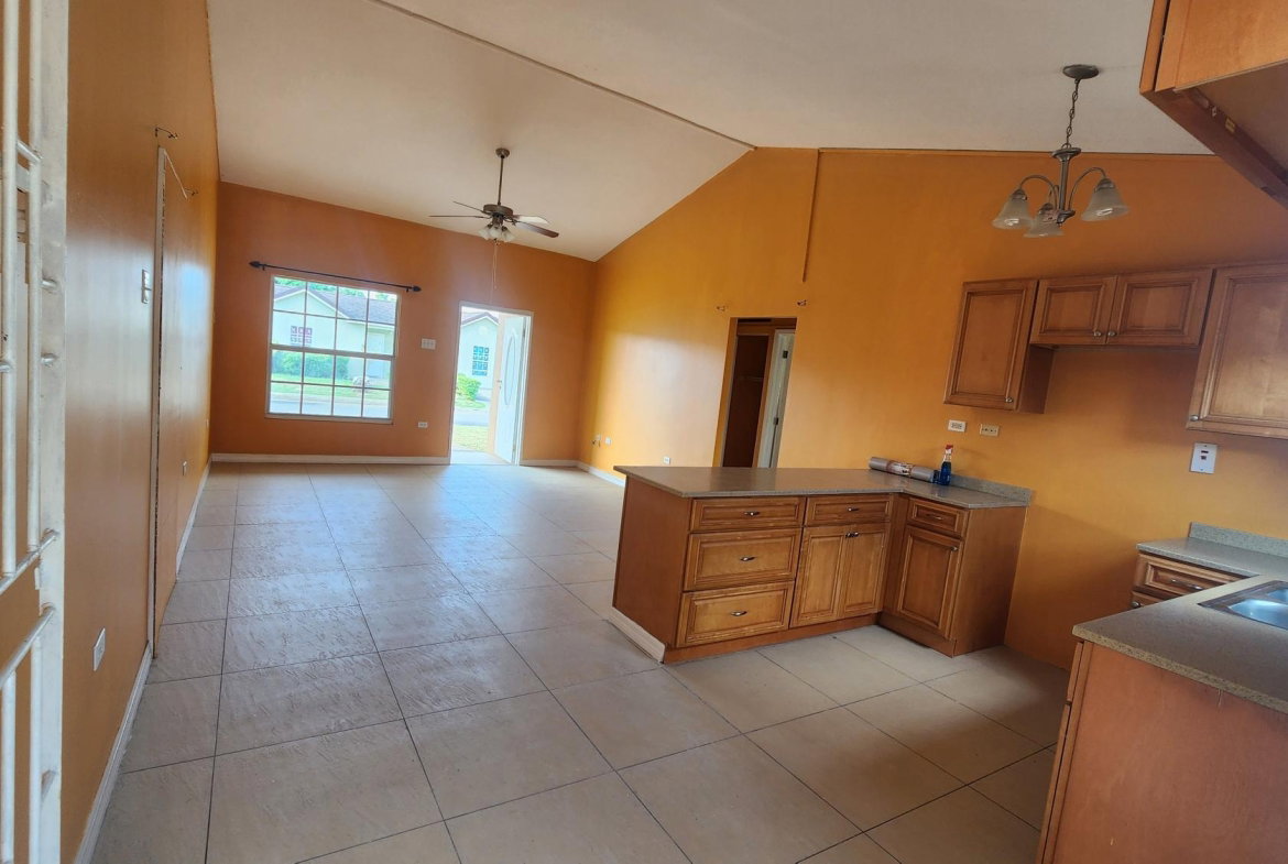 Sixth image of Esparanza Drive in Hampton Green, St. Catherine, Jamaica - property is For Rent