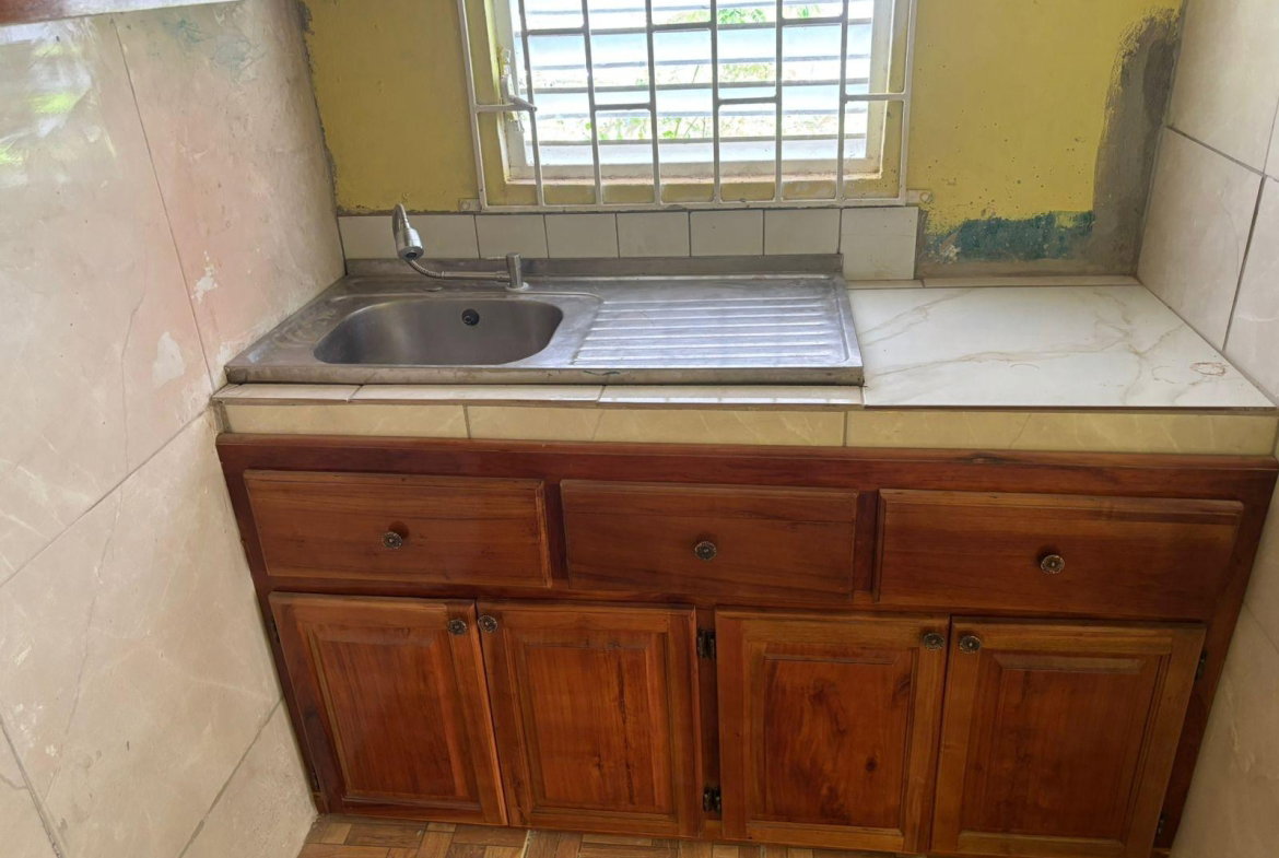Third image of Circle Drive/glenmuir Hou in May Pen, Clarendon, Jamaica - property is For Rent