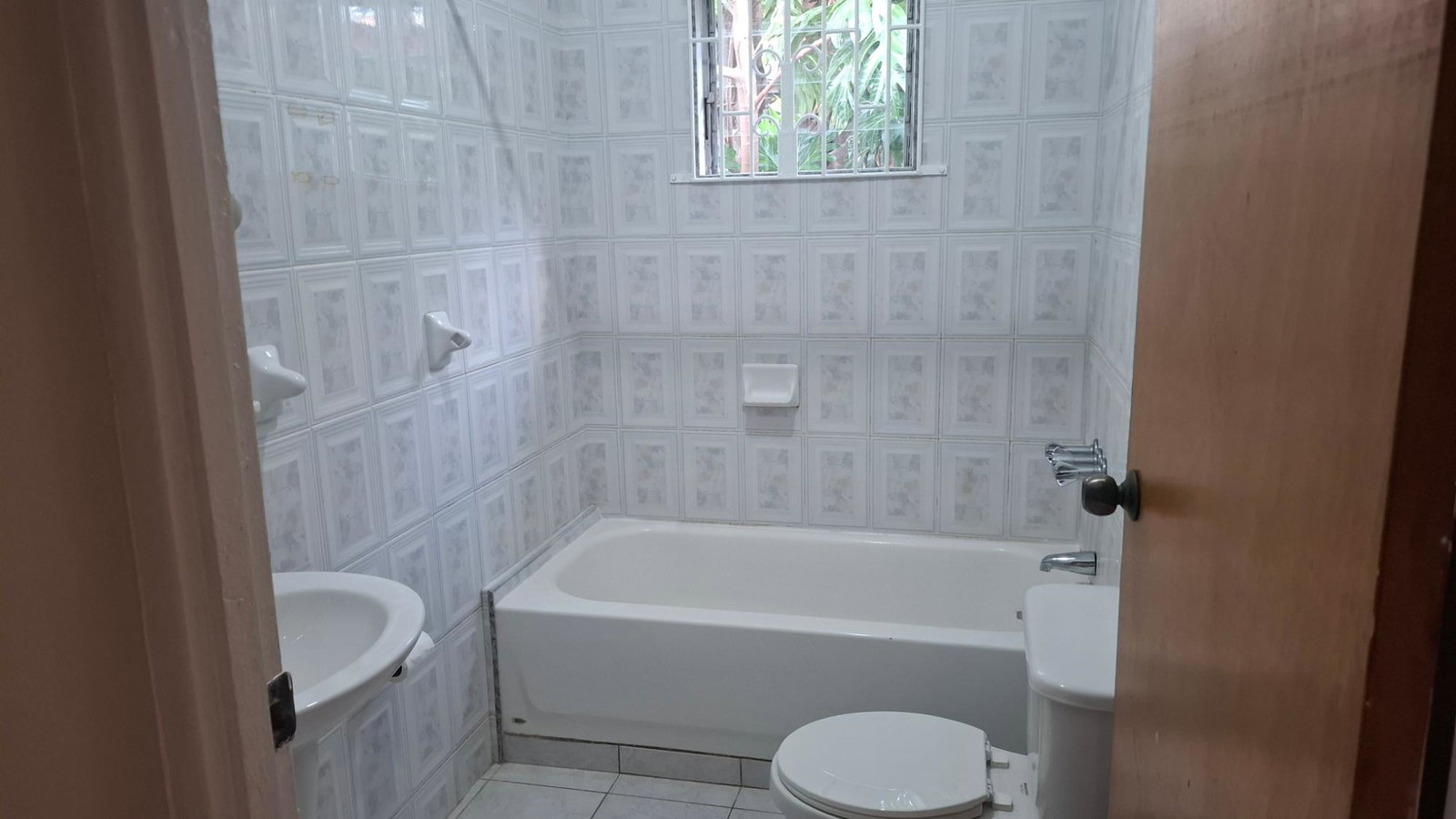 Fifth image of 27 Cairncurran Avenue in Kingston 20, St. Andrew, Jamaica - property is For Rent