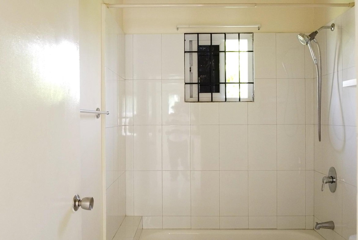 Fourteenth image of Blossom Avenue in Innswood, St. Catherine, Jamaica - property is For Rent