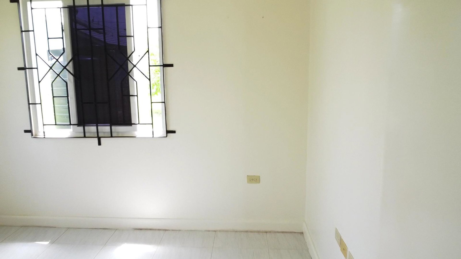 Fifteenth image of Blossom Avenue in Innswood, St. Catherine, Jamaica - property is For Rent