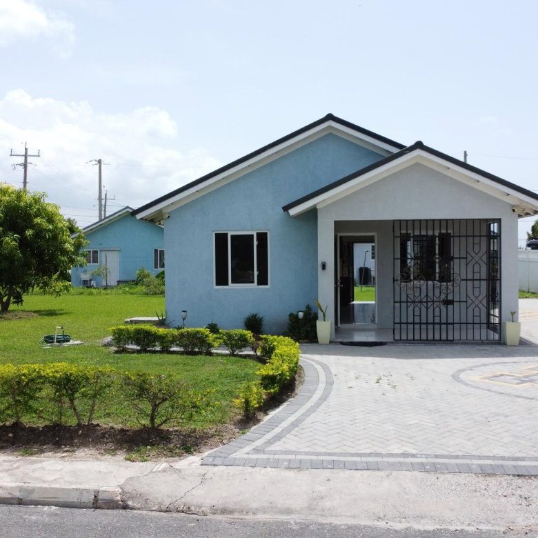 First image of Blossom Avenue in Innswood, St. Catherine, Jamaica - property is For Rent