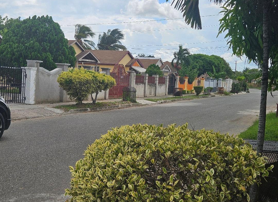Sixth image of 194 Palm Circle, Magil Palms in MAGIL PALMS, St. Catherine, Jamaica - property is For Sale
