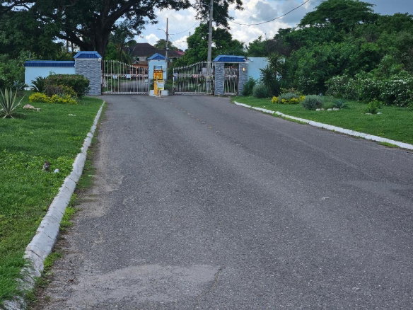 First image of 194 Palm Circle, Magil Palms in MAGIL PALMS, St. Catherine, Jamaica - property is For Sale