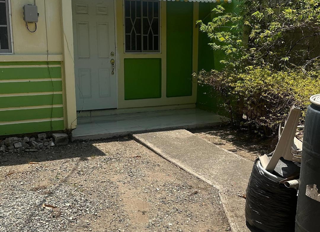 First image of 182 Fearon Close in Portsmouth, St. Catherine, Jamaica - property is For Sale