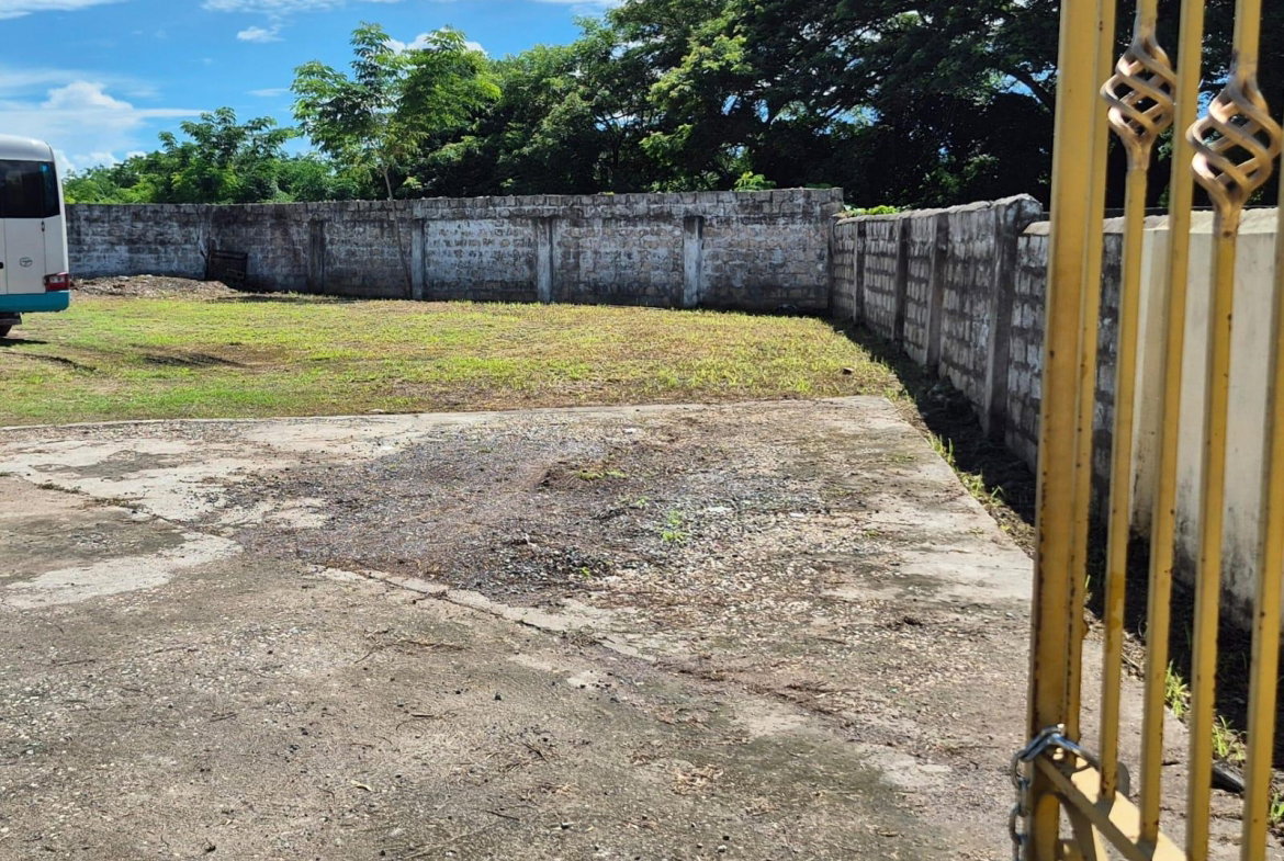 Second image of 343 Howard Avenue in White Water Meadows, St. Catherine, Jamaica - property is For Sale