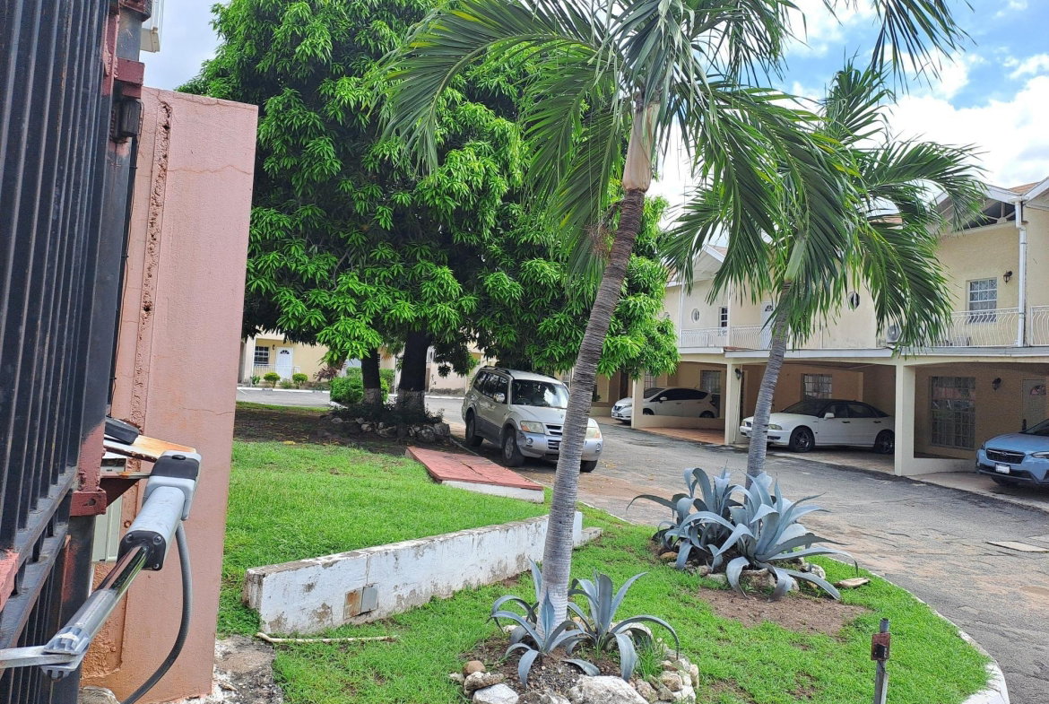 Sixth image of Maeven Avenue in Kingston 10, St. Andrew, Jamaica - property is For Sale