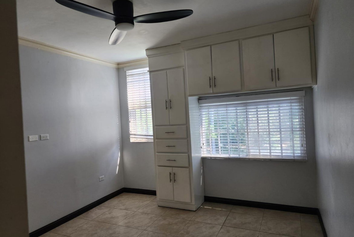 Tenth image of 17 Kingsway in Kingston 10, St. Andrew, Jamaica - property is For Rent