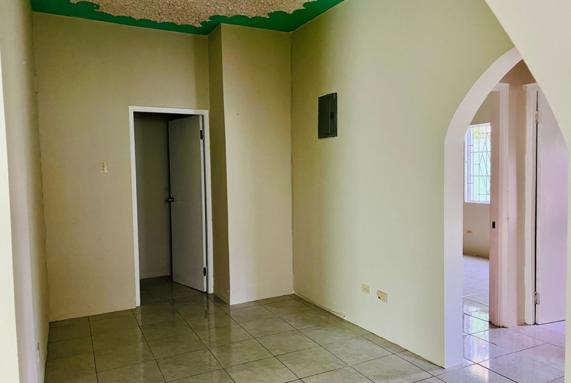 Fifth image of 485 Mockingbird Place in Spanish Town, St. Catherine, Jamaica - property is For Rent