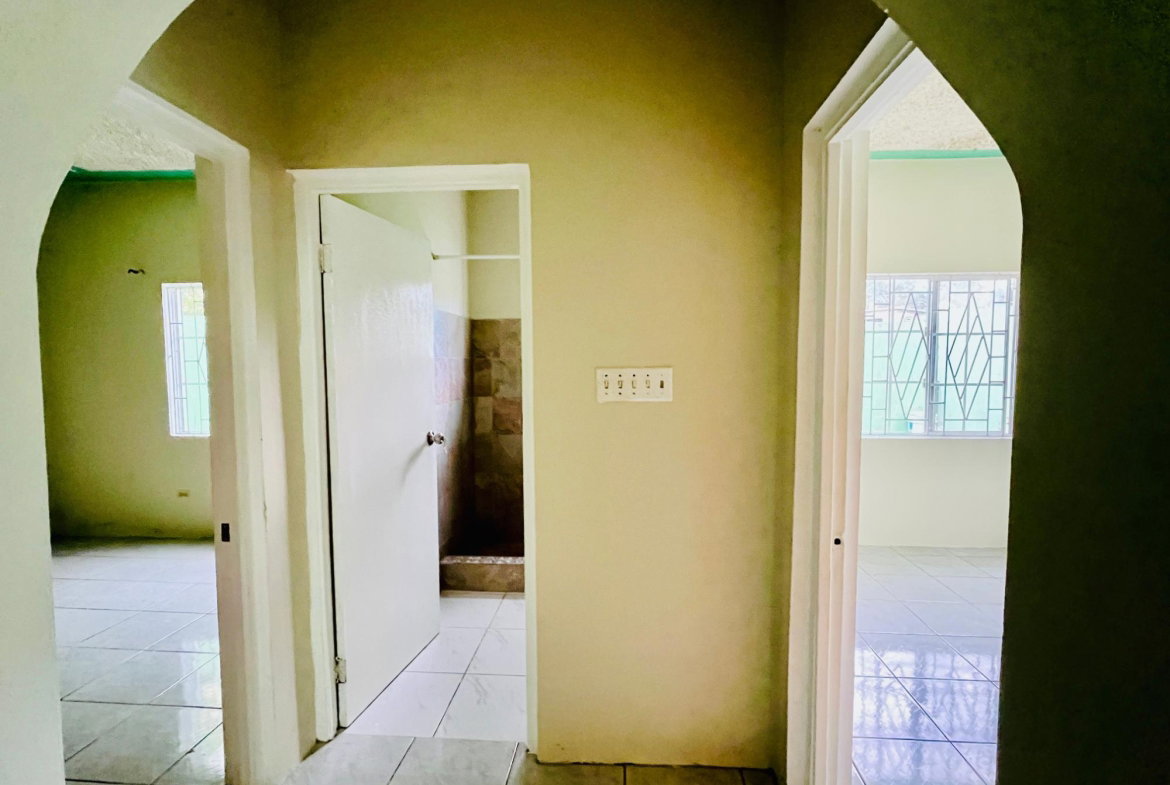 Sixth image of 485 Mockingbird Place in Spanish Town, St. Catherine, Jamaica - property is For Rent