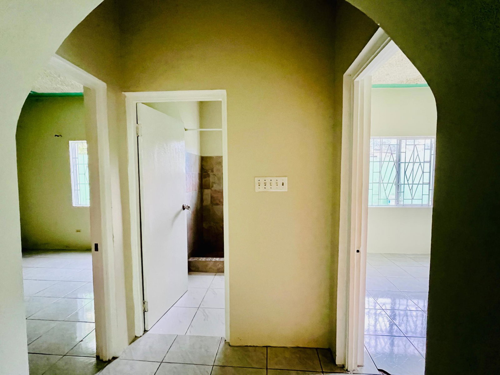 Sixth image of 485 Mockingbird Place in Spanish Town, St. Catherine, Jamaica - property is For Rent