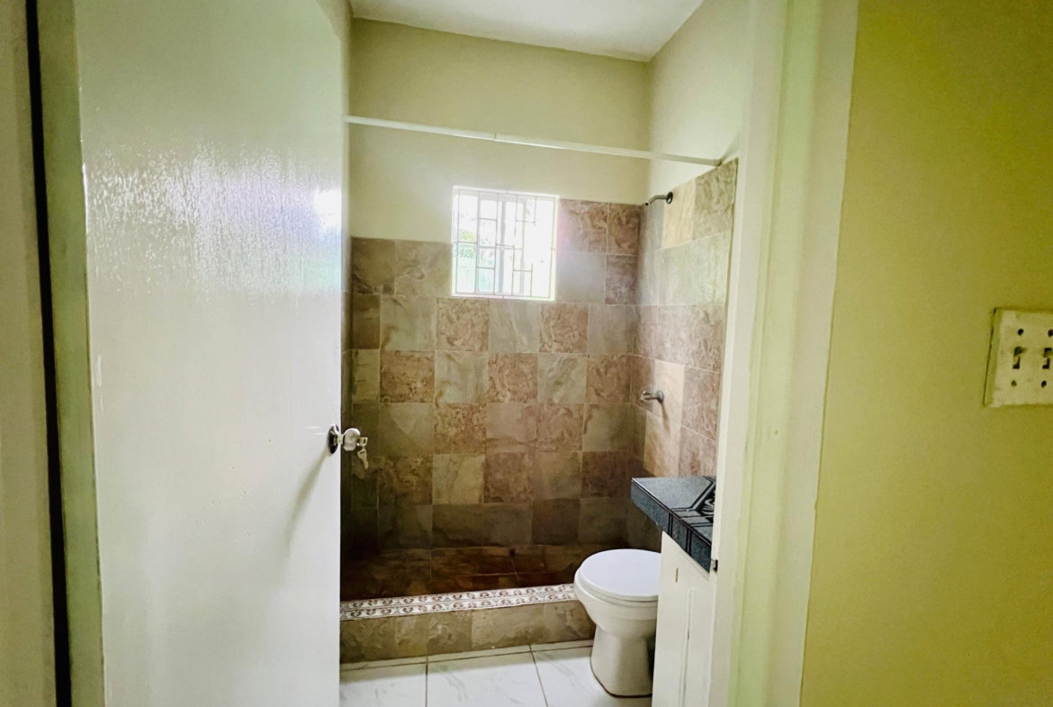 Seventh image of 485 Mockingbird Place in Spanish Town, St. Catherine, Jamaica - property is For Rent