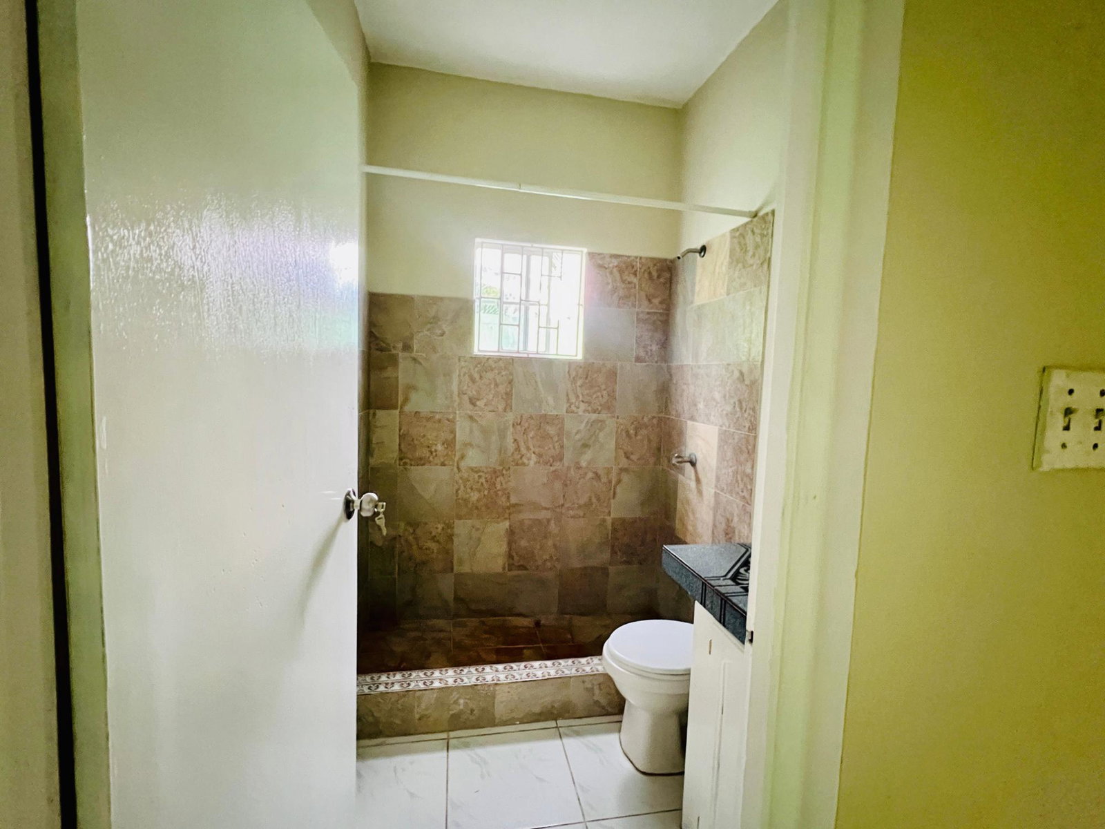 Seventh image of 485 Mockingbird Place in Spanish Town, St. Catherine, Jamaica - property is For Rent