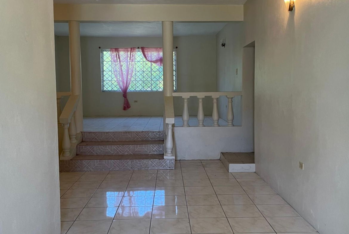 Fifth image of 87 Edgehill Drive, Johnson h in Hellshire Heights, St. Catherine, Jamaica - property is For Rent