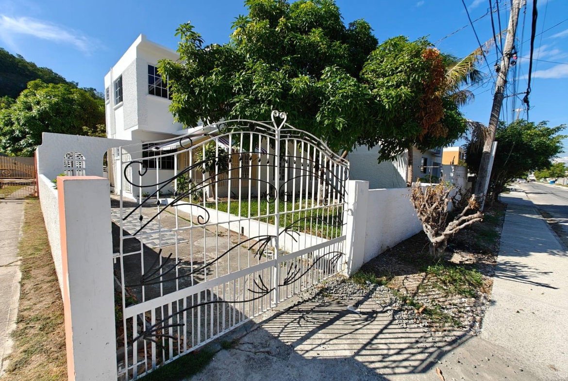 Second image of 48 Marine Drive in Bridgeport, St. Catherine, Jamaica - property is For Rent