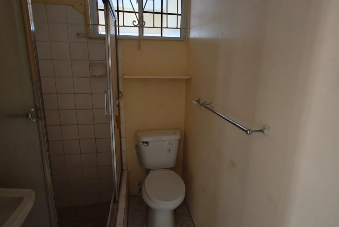 Eleventh image of 48 Marine Drive in Bridgeport, St. Catherine, Jamaica - property is For Rent