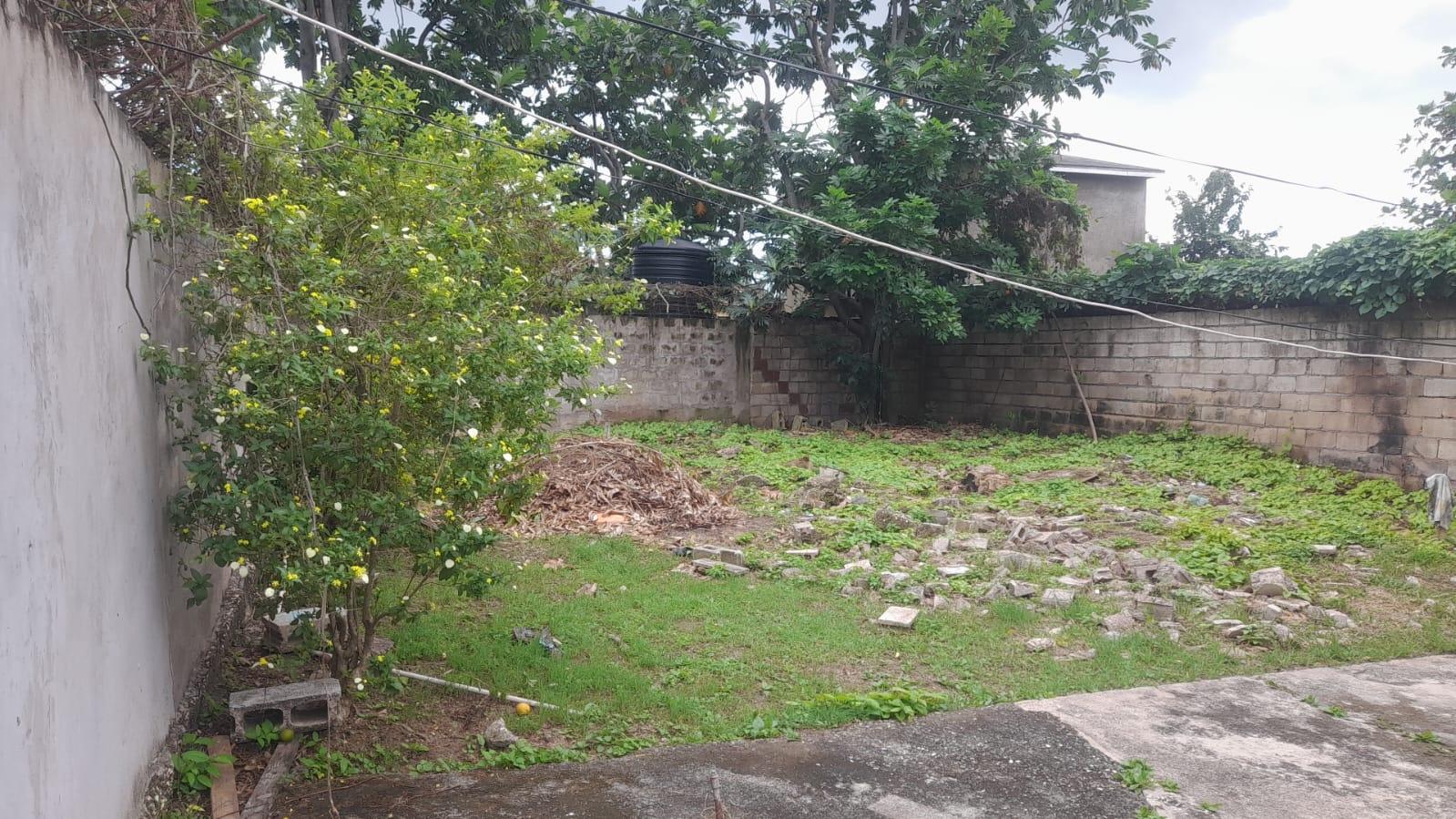 Seventeenth image of 14 Crane Avenue in Kingston 19, St. Andrew, Jamaica - property is For Rent