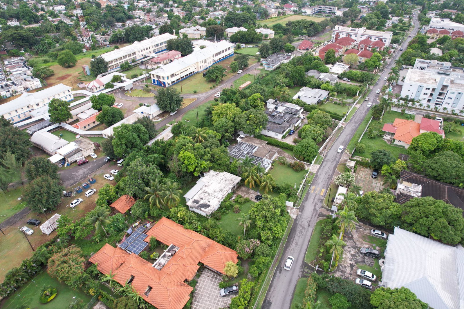 Thirteenth image of 34 Charlemont Avenue in Kingston 6, St. Andrew, Jamaica - property is For Sale
