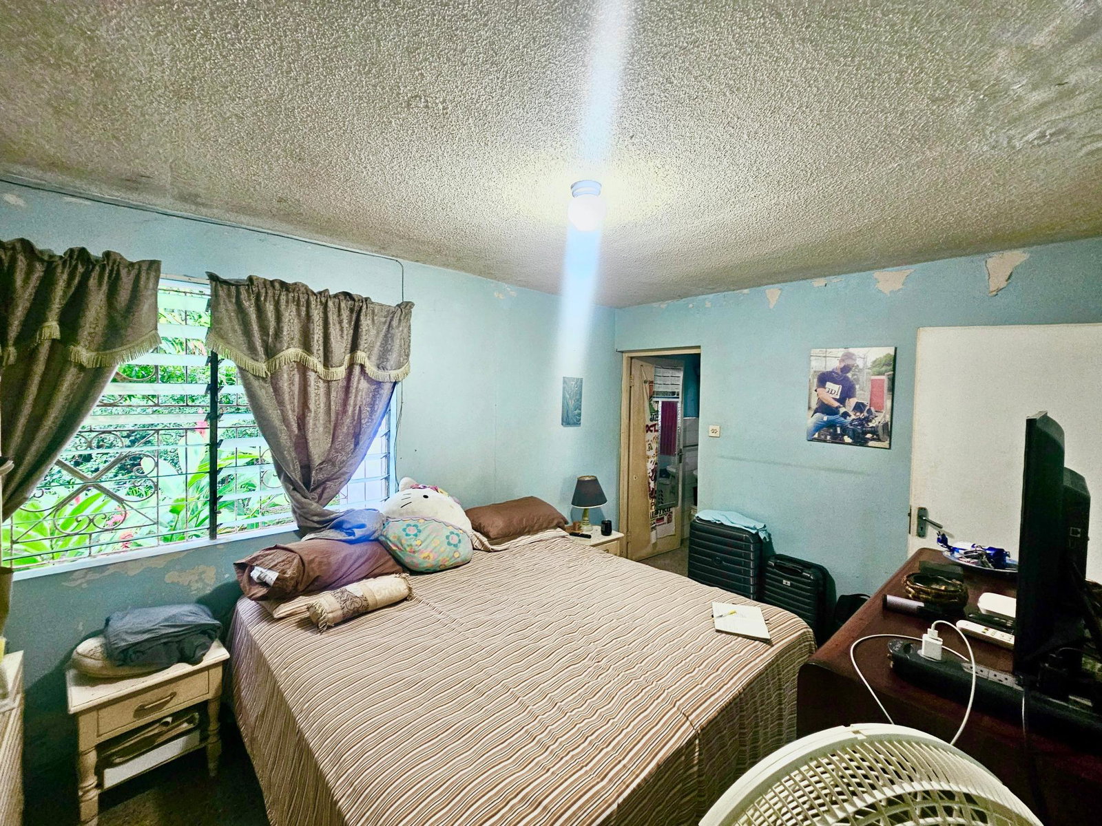 Fourth image of 34 Charlemont Avenue in Kingston 6, St. Andrew, Jamaica - property is For Sale