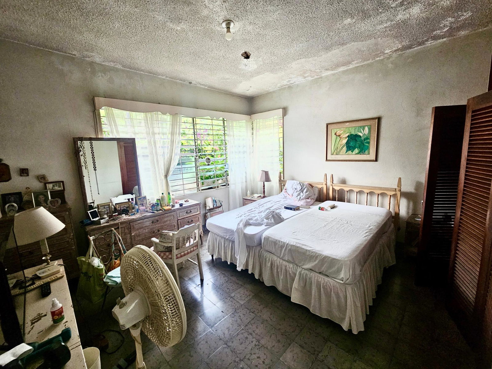 Fifth image of 34 Charlemont Avenue in Kingston 6, St. Andrew, Jamaica - property is For Sale