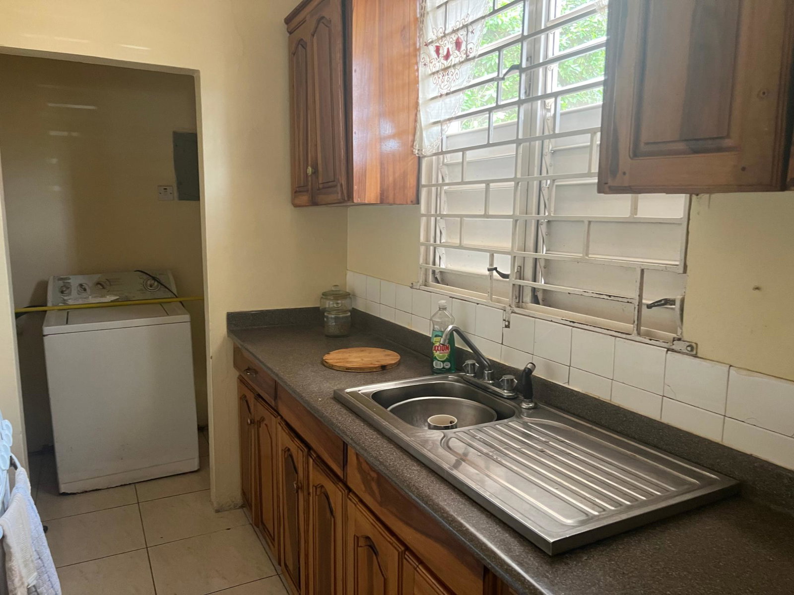 3-Bedroom-House-for-Sale-in-St.-Andrew-Jamaica-7-Parkland-Drive Ninth image of 7 Parkland Drive in Kingston 8, St. Andrew, Jamaica - property is For Sale