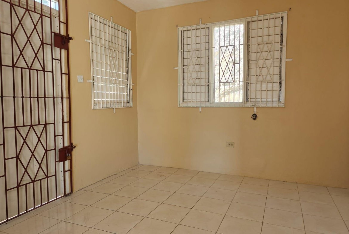 Eleventh image of 284 Bayview Crescent in Bull Bay P.O., St. Andrew, Jamaica - property is For Rent