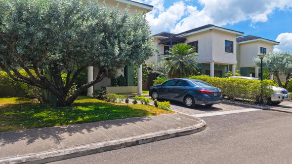 Fourth image of Mona, Kingston 7 in Kingston 7, St. Andrew, Jamaica - property is For Rent