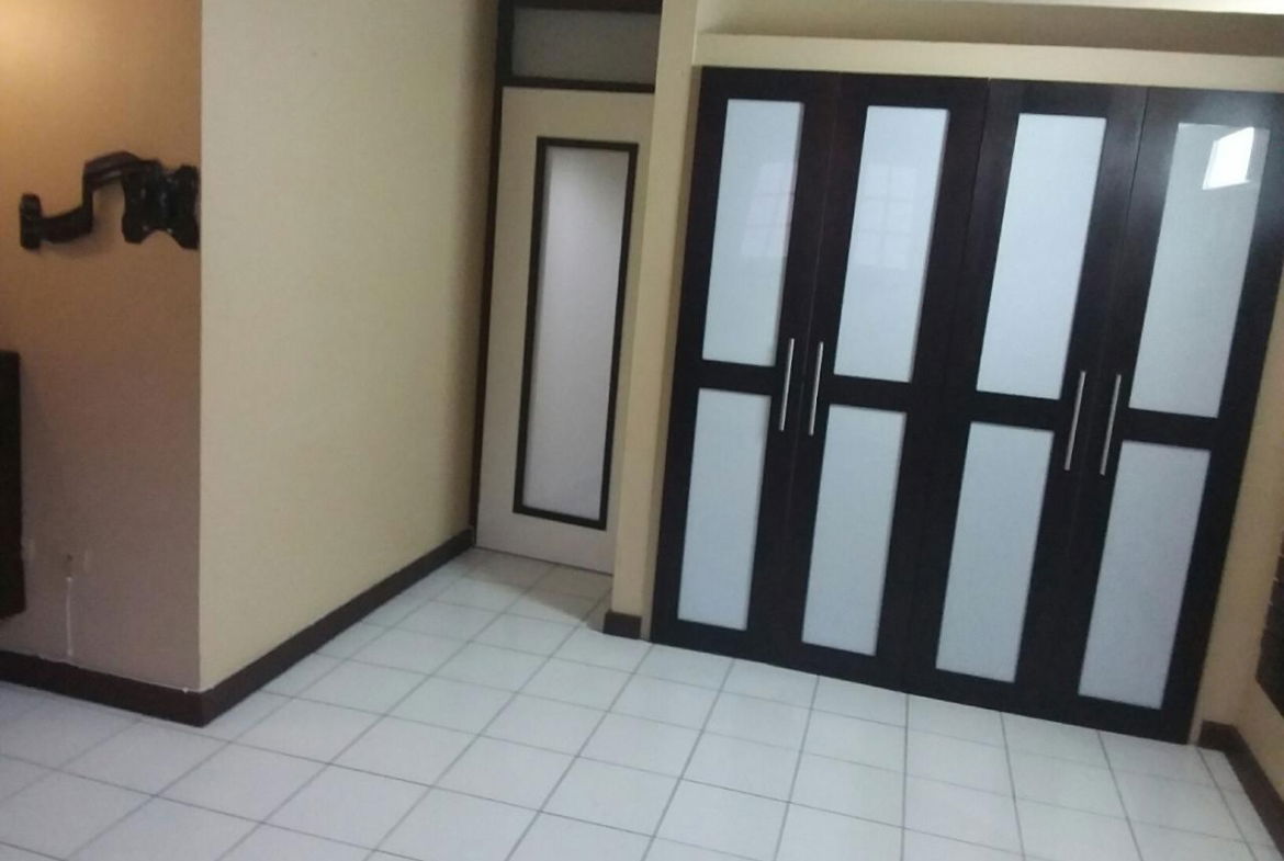 Sixteenth image of 11a-3 Surbiton Road in Kingston 10, St. Andrew, Jamaica - property is For Rent