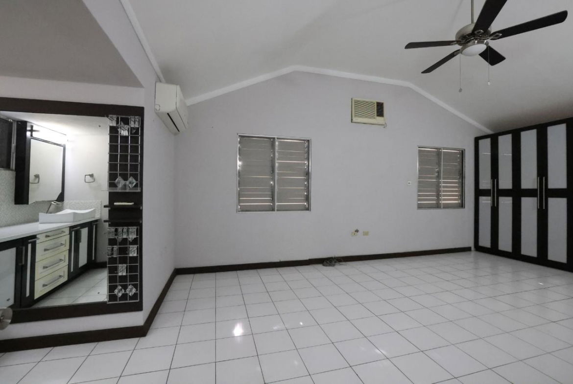 Twenty-Third image of 11a-3 Surbiton Road in Kingston 10, St. Andrew, Jamaica - property is For Rent