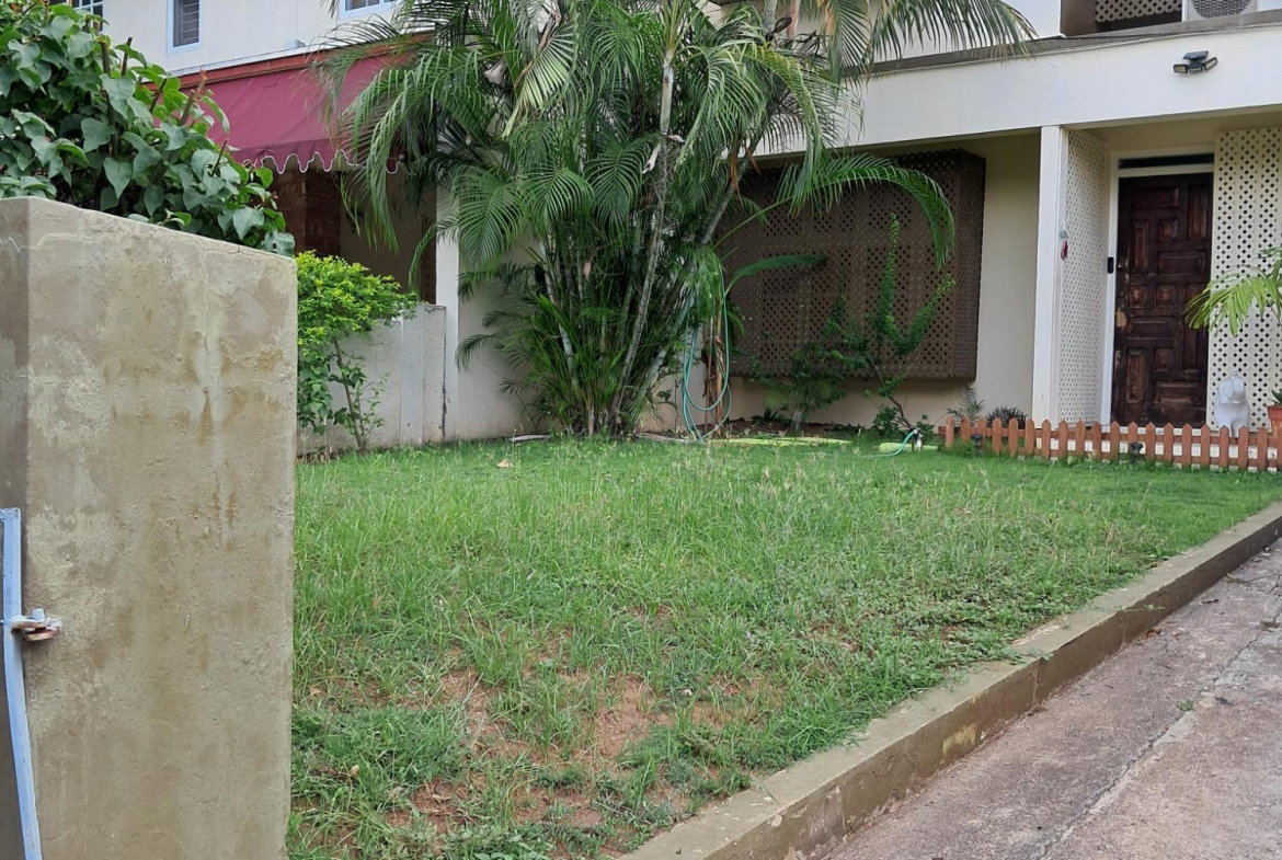 First image of 12 Liguanea Way in Kingston 6, St. Andrew, Jamaica - property is For Sale