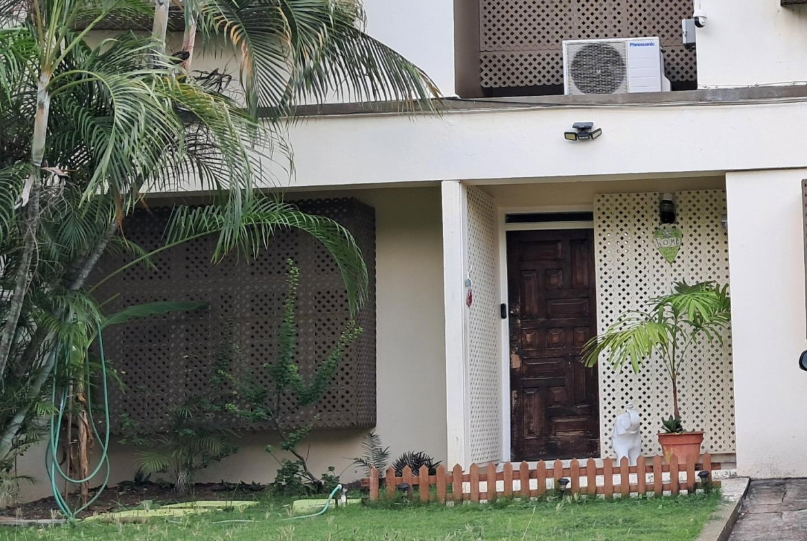 Fourth image of 12 Liguanea Way in Kingston 6, St. Andrew, Jamaica - property is For Sale