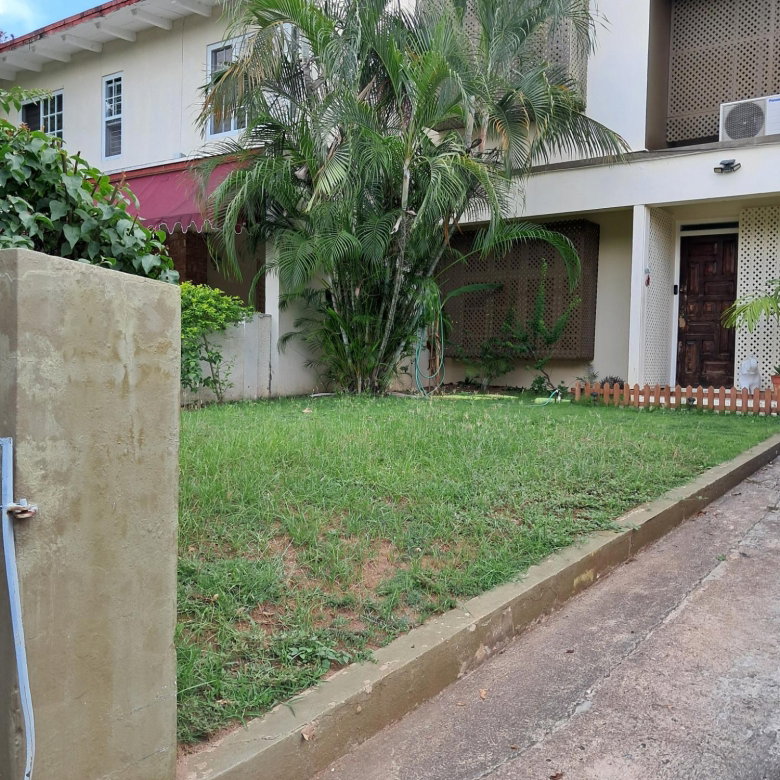 First image of 12 Liguanea Way in Kingston 6, St. Andrew, Jamaica - property is For Sale