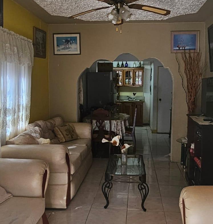 Fifth image of 465 Seaview Gardens in Kingston 11, St. Andrew, Jamaica - property is For Sale