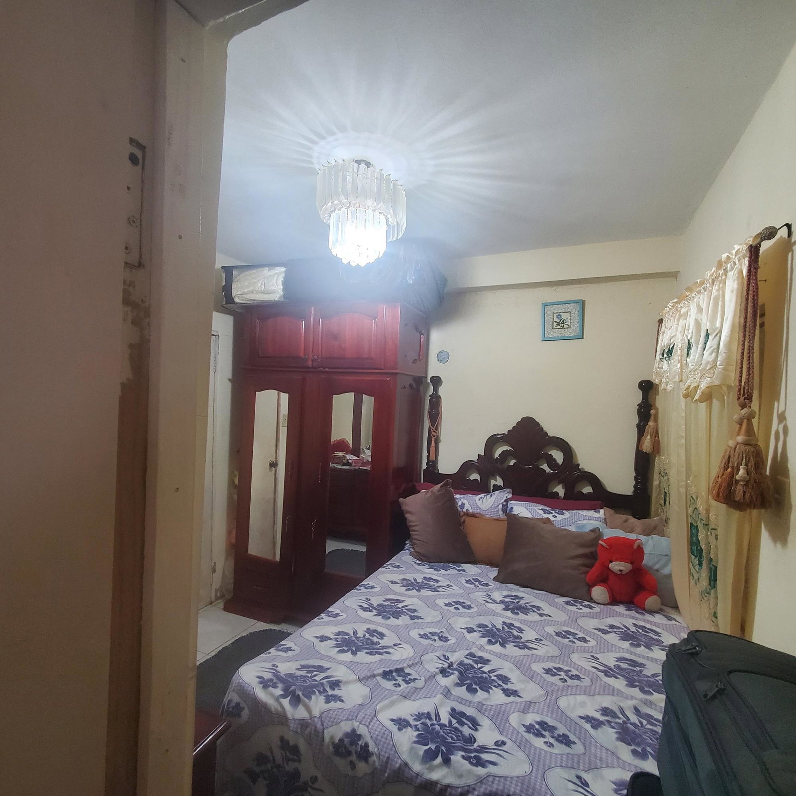 Eighth image of 465 Seaview Gardens in Kingston 11, St. Andrew, Jamaica - property is For Sale