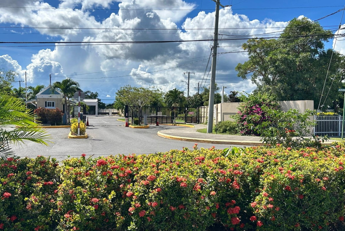 First image of 461 Branch Avenue in Spanish Town, St. Catherine, Jamaica - property is For Sale